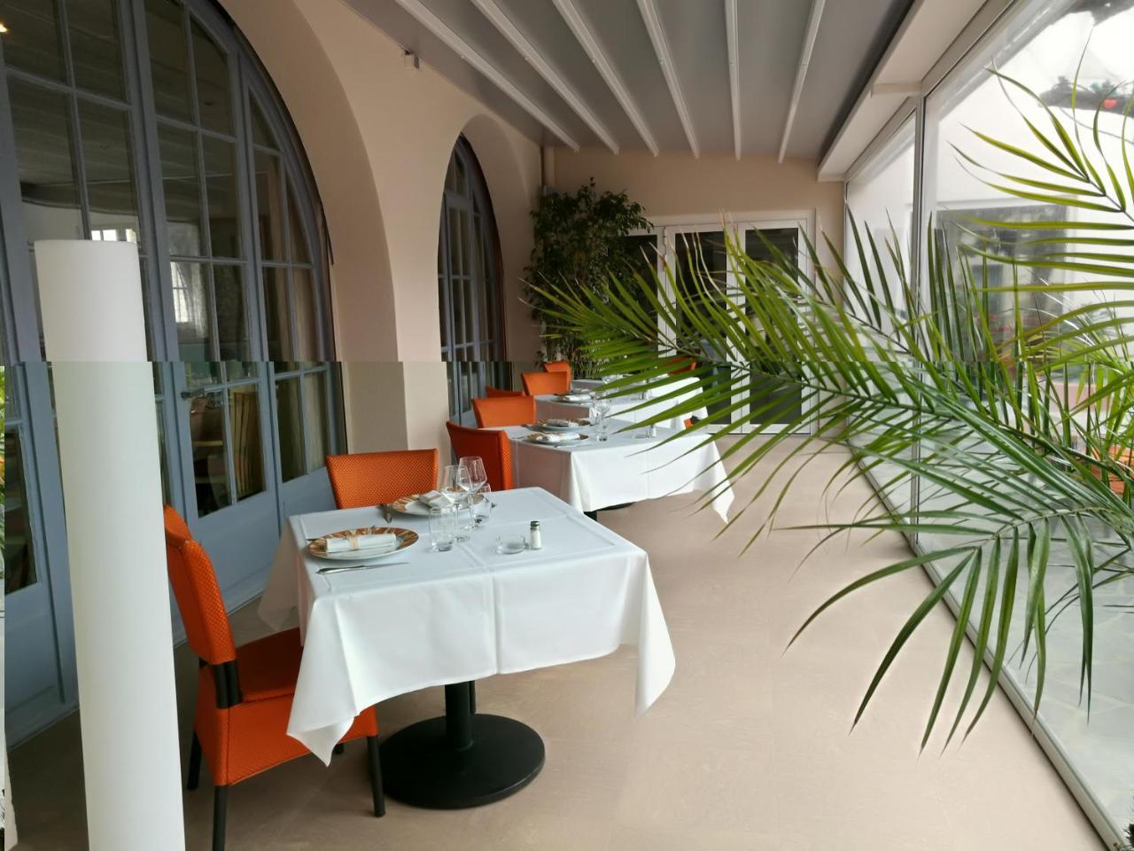 לס איסאמברה Hotel Le Provencal Logishotels מראה חיצוני תמונה